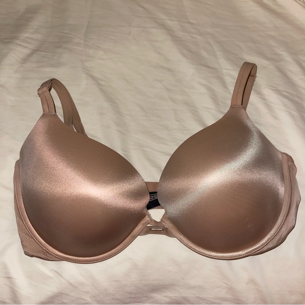 Victoria's Secret Very Sexy Push Up Bra  38DD Tan